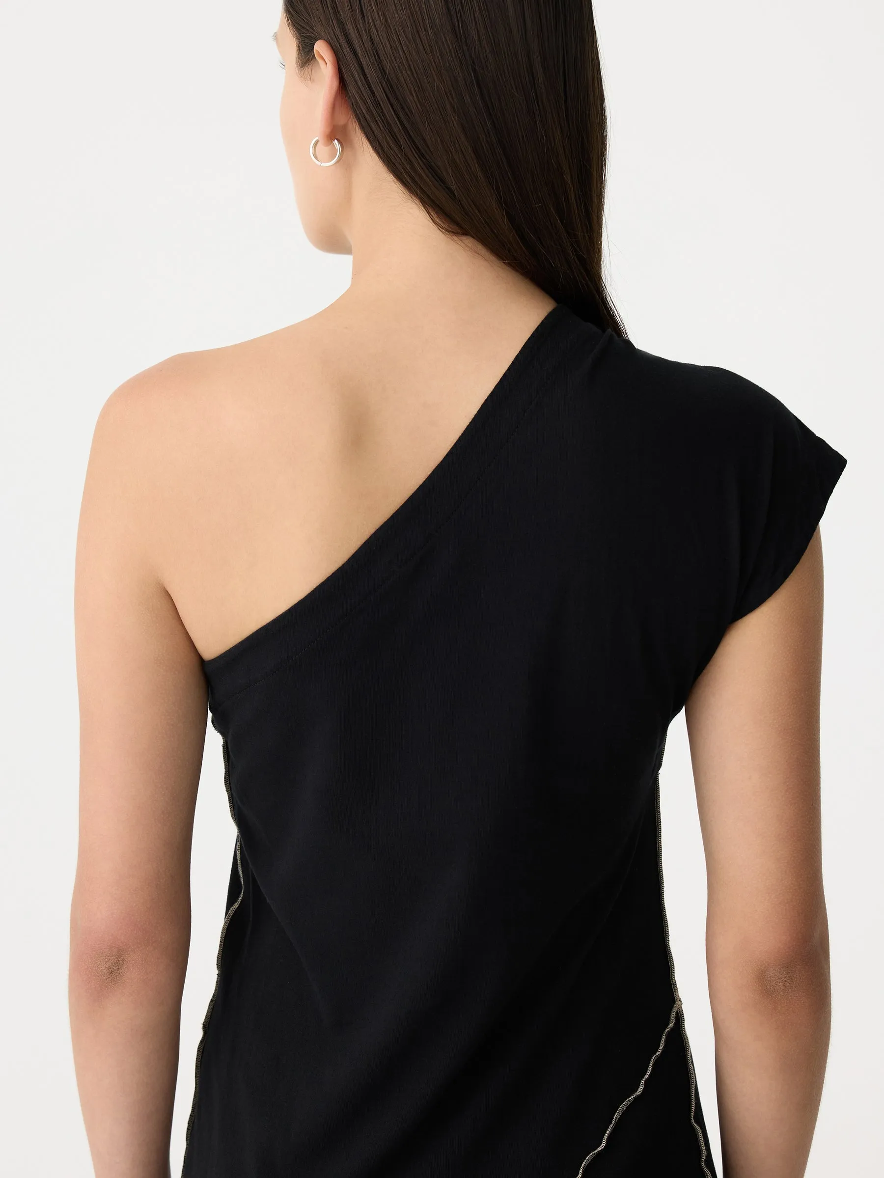 asymmetric one shoulder dress