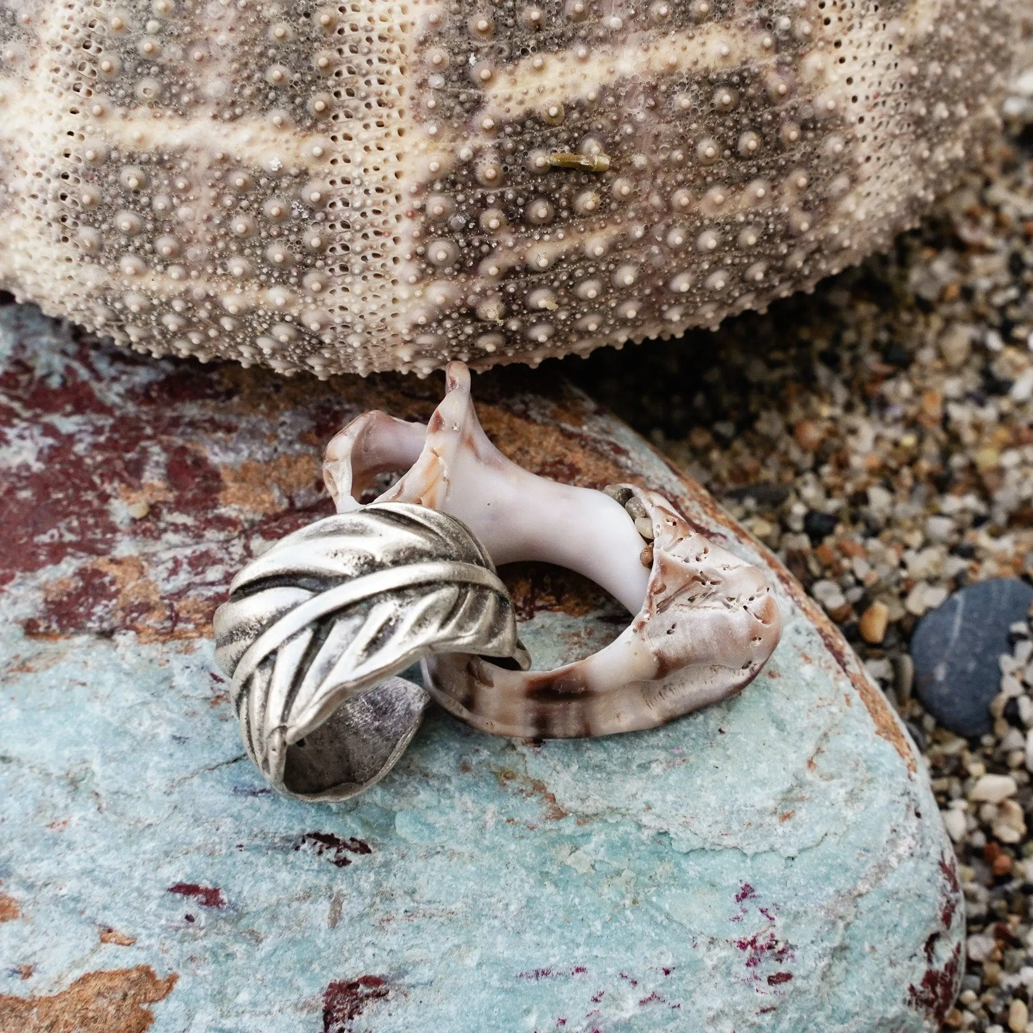 Light as a Feather Ring