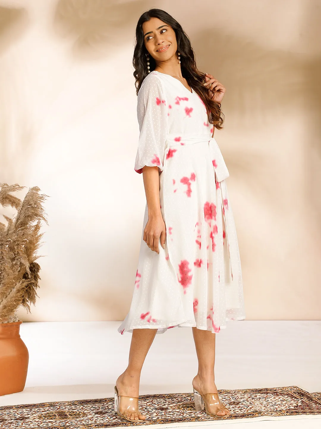 Off White Dobby Georgette Tie & Dye Fit & Flare Dress